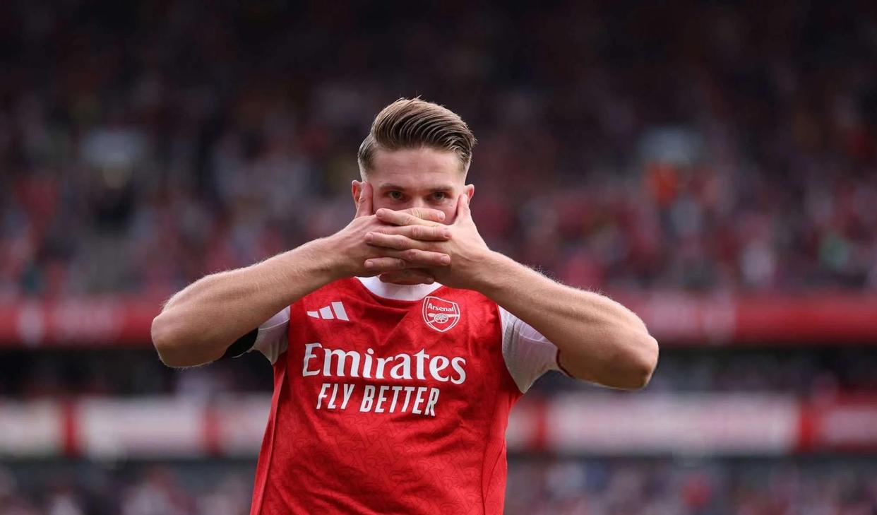 关键时刻巴塞罗那备战英超；迎来里程碑细节曝光；气氛紧张；临场指挥获称赞的简单介绍-九游体育app